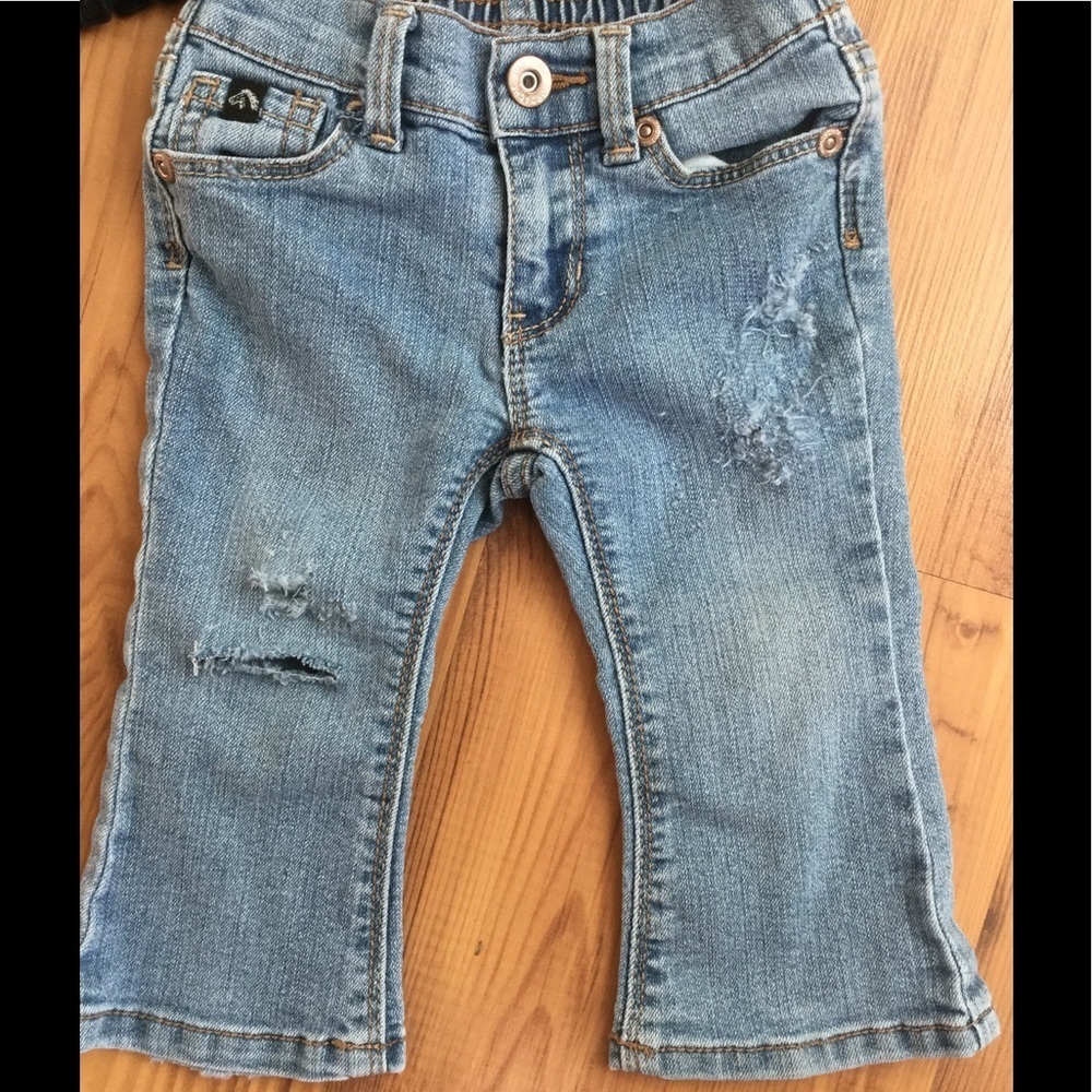Little girls Jordache distressed jeans 12 months